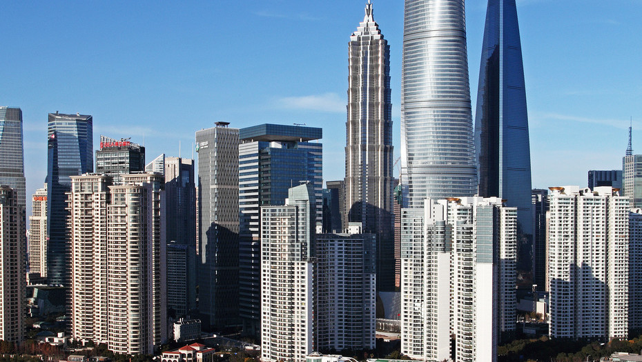 La calificadora Fitch y el BBVA miran las economías de América Latina con cautela